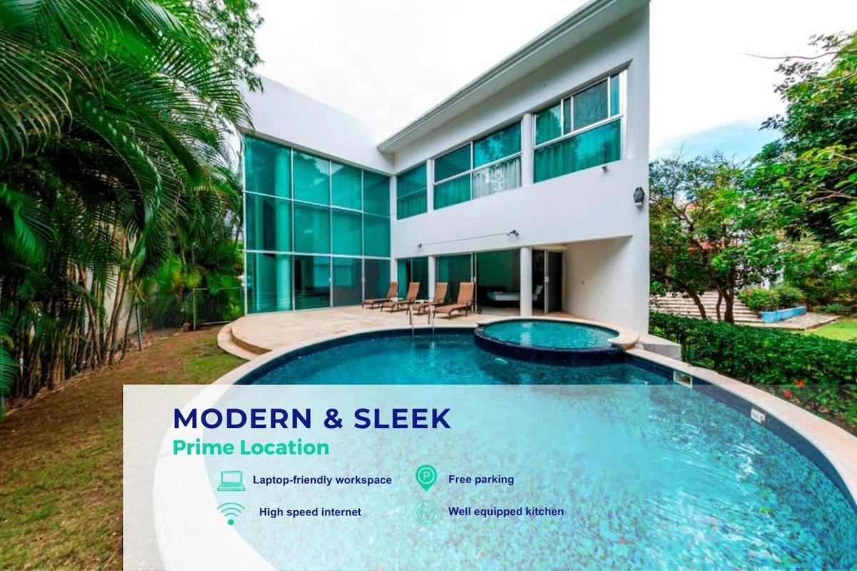 Villa Tropical Private Pool In Gated Upscale Area *