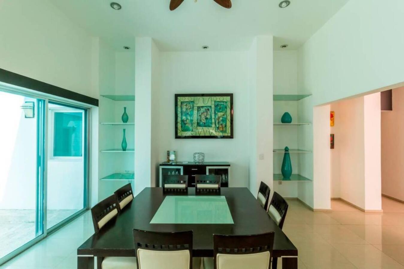 Villa Tropical Private Pool In Gated Upscale Area Playa del Carmen